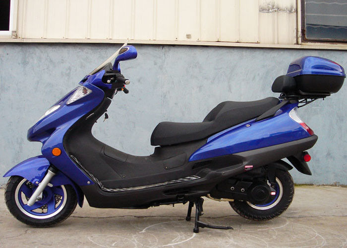 Xe hai bánh màu xanh dành cho người lớn, Xe tay ga 150cc có da thật