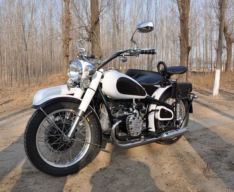 Trường Giang Phong cách 750cc Xe máy động cơ cao cấp Động cơ đôi với 3 chỗ ngồi