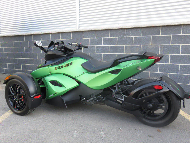 1000cc Can Am 3 Wheel Motorcycle, V - Twin 2 Front Wheel Motorcycle Liquid Cooled