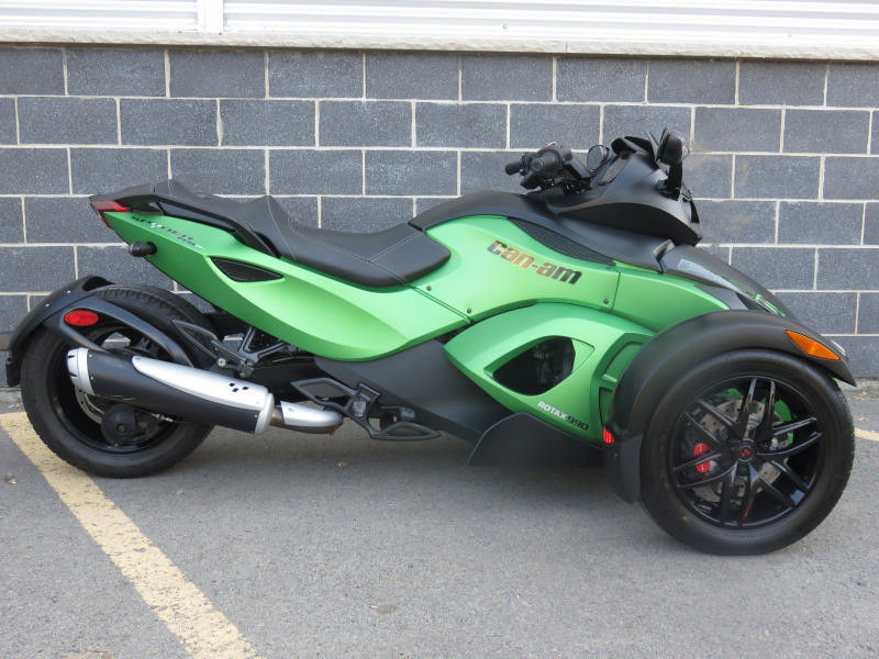 1000cc Can Am 3 Wheel Motorcycle, V - Twin 2 Front Wheel Motorcycle Liquid Cooled