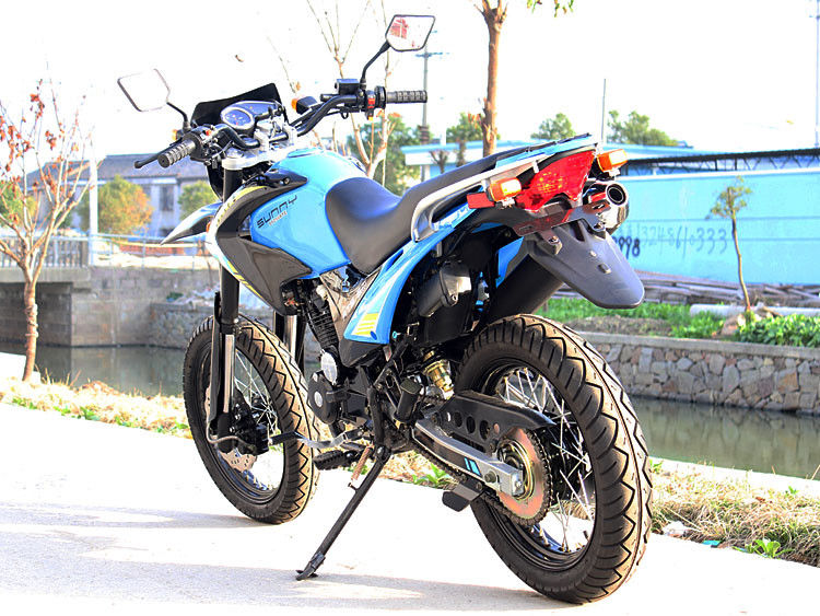 250cc xi lanh đơn 4 thì đột quỵ làm mát bằng không khí
