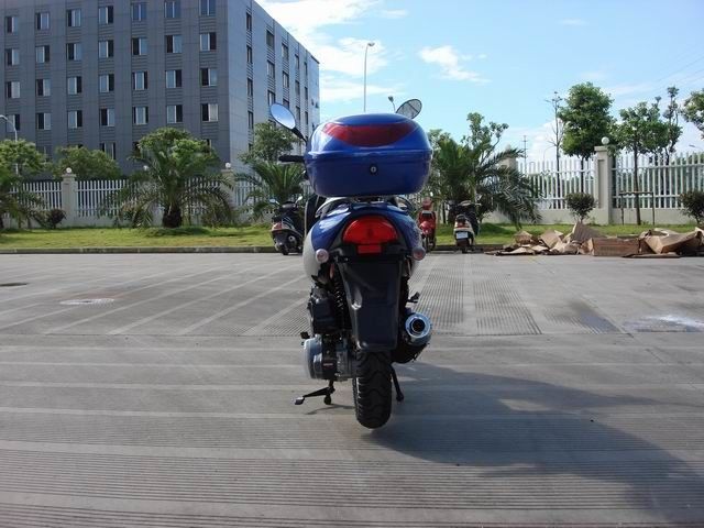 Xe tay ga mini 150cc với động cơ làm mát bằng không khí cưỡng bức Cvt, phanh trước đĩa sau