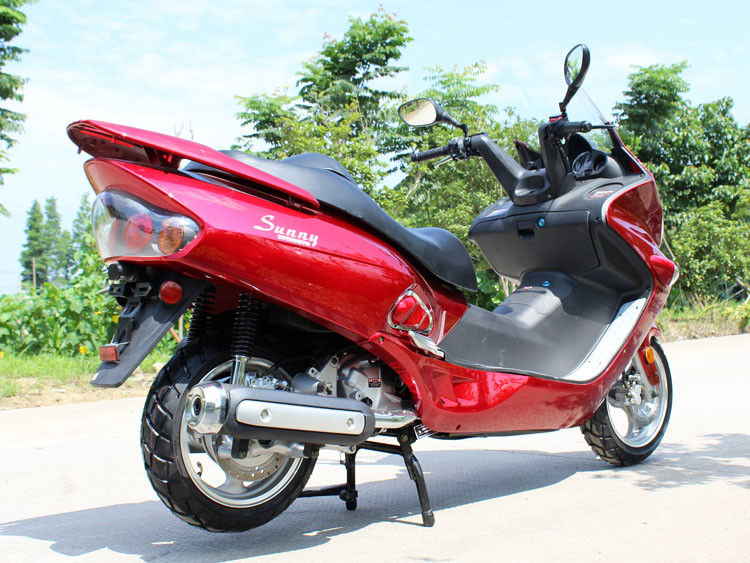 Động cơ làm mát bằng nước CVcc 300cc