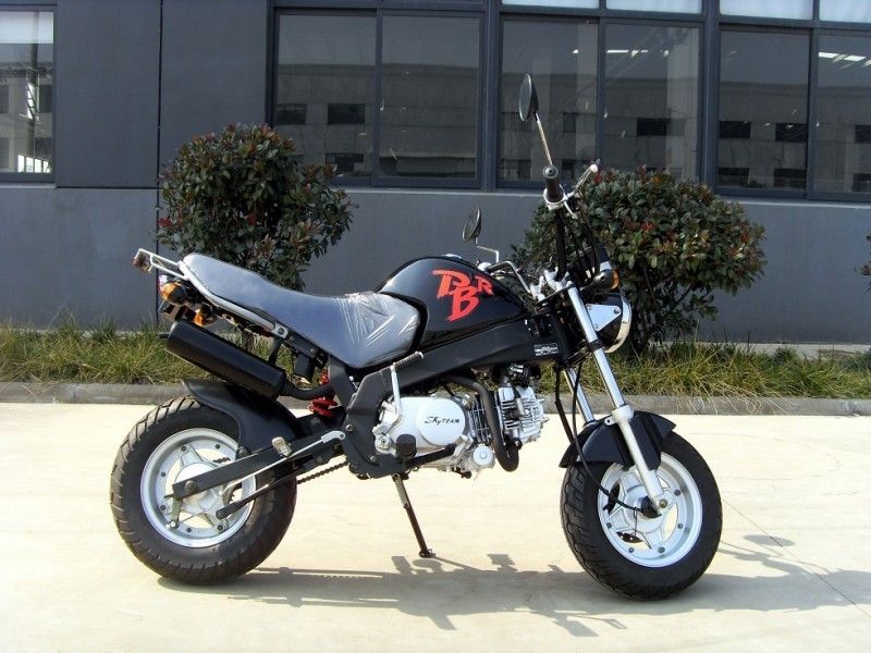125cc Skyteam Xe máy phía trước Đĩa trống phía sau Phanh với 4 tốc độ Bình dầu 7 L