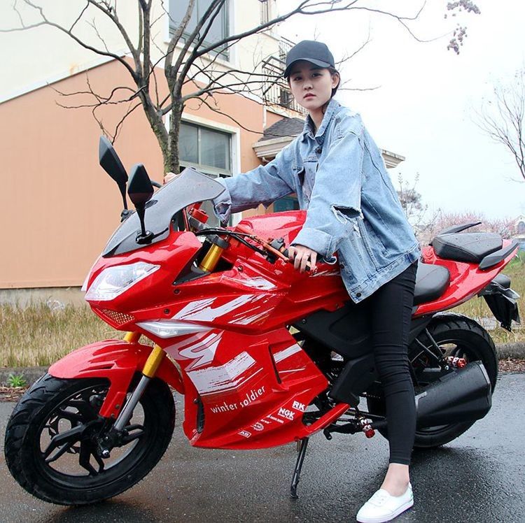 Xi lanh đơn 150cc Xe máy công suất cao 2 chỗ ngồi cho người lớn