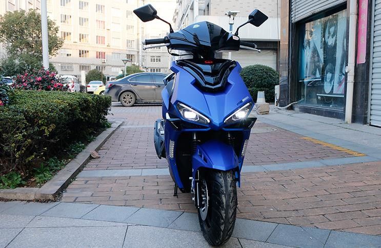 Phanh đĩa trước ABS Xe máy CVT 150cc với lốp 12 