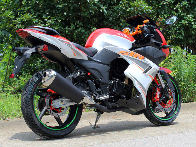Xy lanh đơn 4 thì làm mát bằng không khí Chopper 250cc Xe máy với đĩa / đĩa phanh