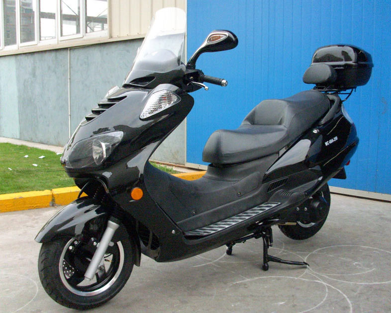 Cvt Gear Motor Scooter 250cc Với Đĩa trước Đĩa sau Phanh đĩa Chengshin Dot