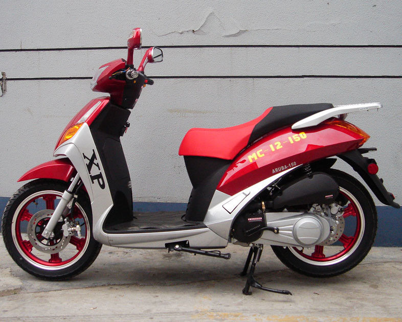 Lốp xe 16 inch dành cho người lớn Gas 150cc Phía sau Brum Phanh Cvt Động cơ làm mát bằng không khí