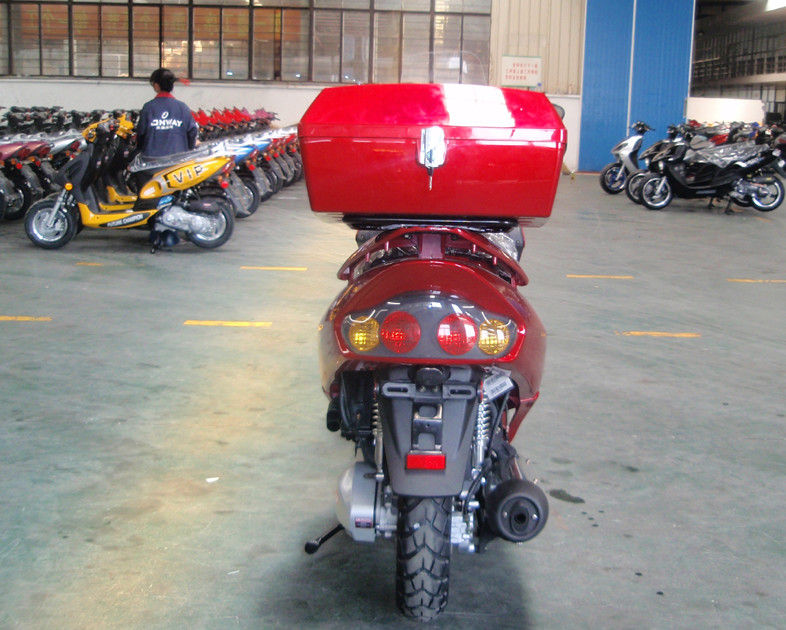 68.3 Mile / H Tốc độ 250cc Xe tay ga dành cho người lớn Xe máy 13 inch Vành nhôm với Độ sáng