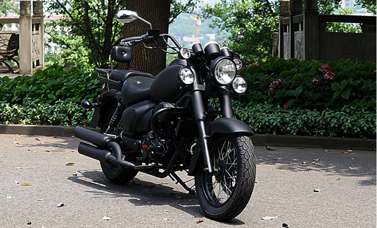 115km / H Tốc độ tối đa 250cc Chopper Xe máy Bình nhiên liệu 12L cho đường rừng